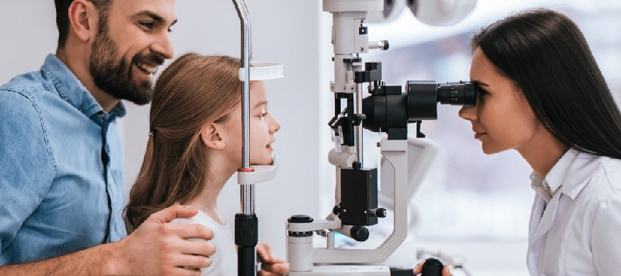 Exame oftalmológico em crianças