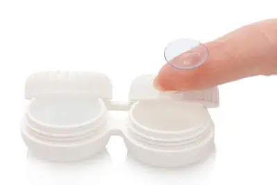 Quando as lentes de contacto devem ser substituídas