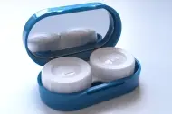 Condições ideais das Lentes de Contacto e estojo