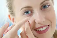 O uso de lentes de contacto prejudica a visão?