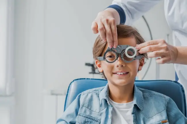 Diagnóstico de uma doença ocular em crianças Diagnóstico de uma doença ocular em crianças