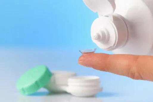 Soro Fisiológico para limpar as minhas Lentes de Contacto Soro Fisiológico para limpar as minhas Lentes de Contacto