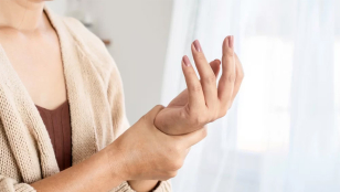 A artrite reumatóide pode afetar os olhos e a sua saúde visual?