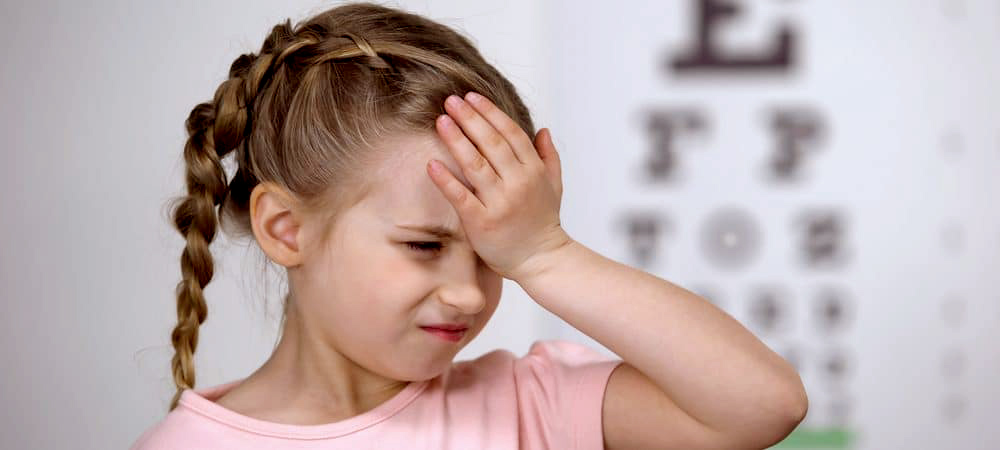 Miopia nas crianças: conheça os sintomas e o melhor tratamento para a miopia infantil