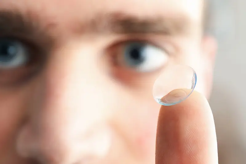Anisometropia: diferença de dioptrias Anisometropia: diferença de dioptrias